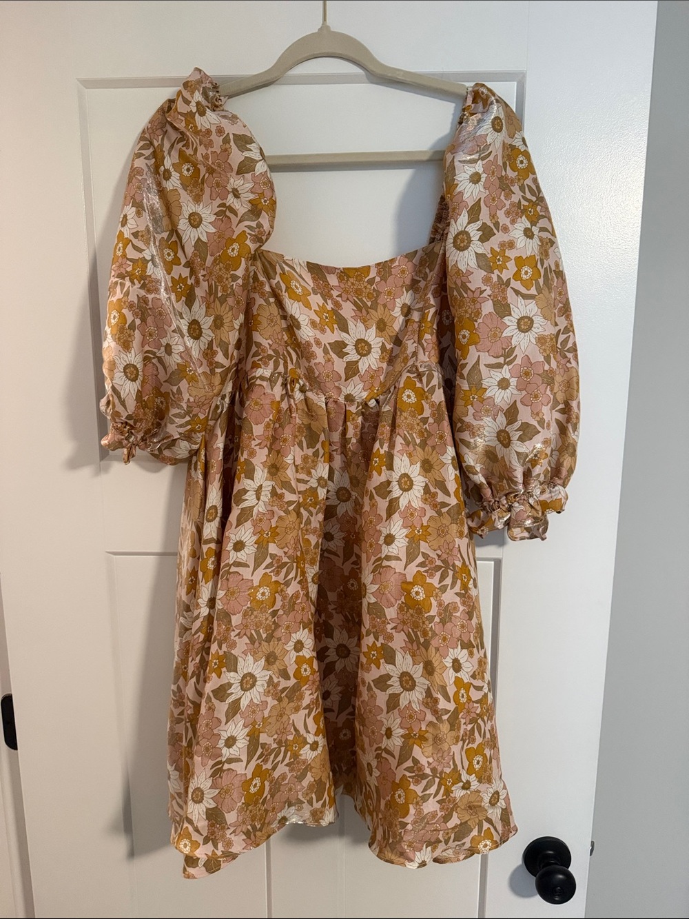 Storia Pink and Mustard Floral Puff Sleeve Dress